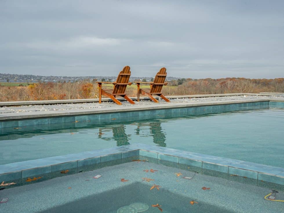 047 Custom Gunite Pools