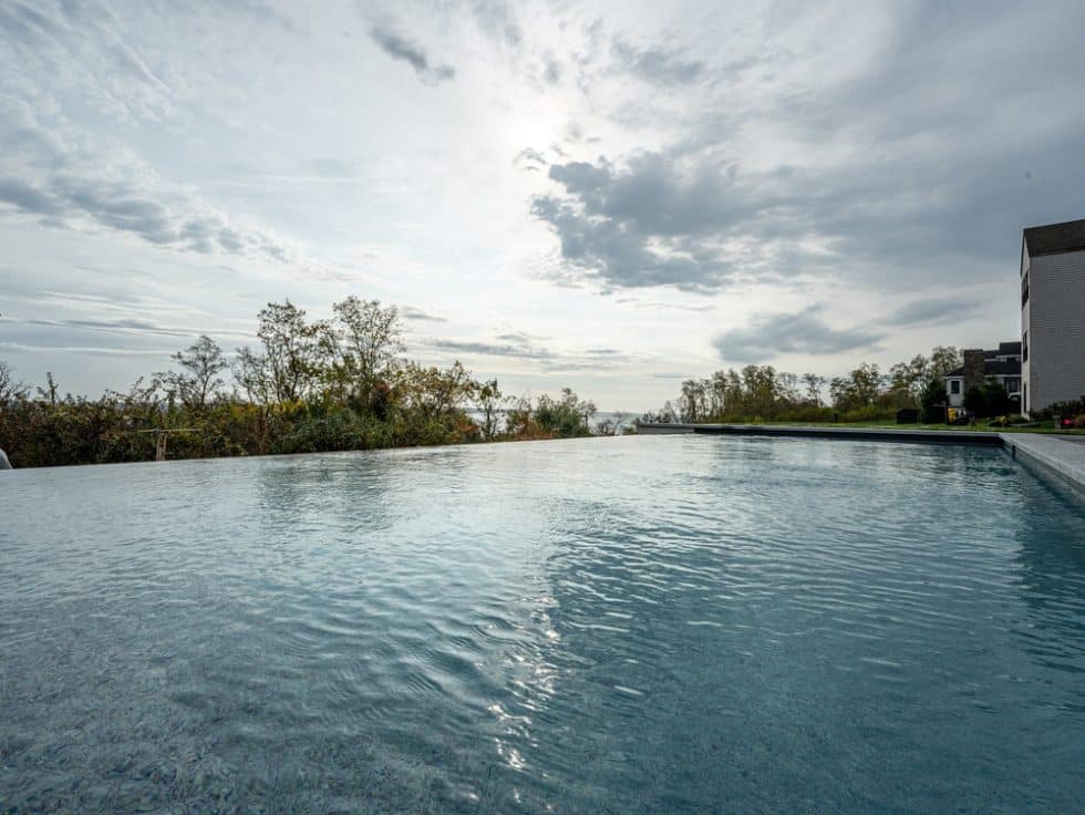 050 Custom Gunite Pools