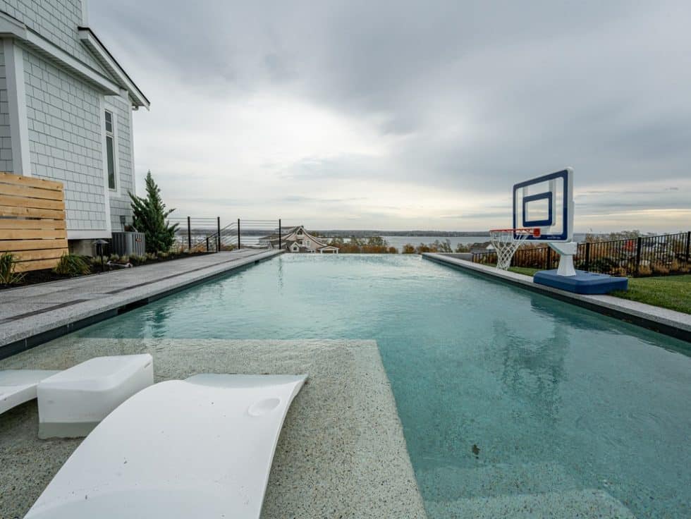 051 Custom Gunite Pools